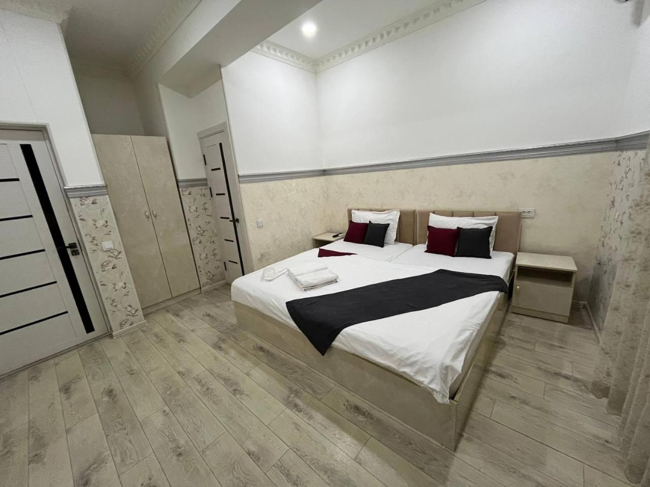 Fenix Hotel Taskent Exterior foto